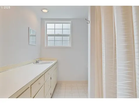 147 E Canyon View Drive Longview WA 98632
