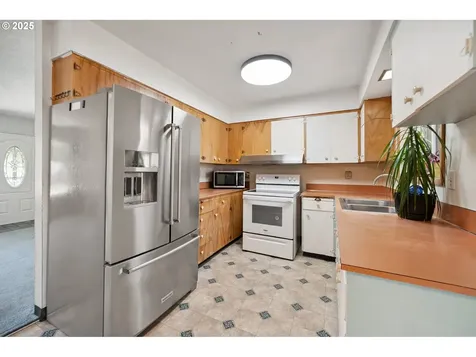 22303 SE Morrison Street Gresham OR 97030