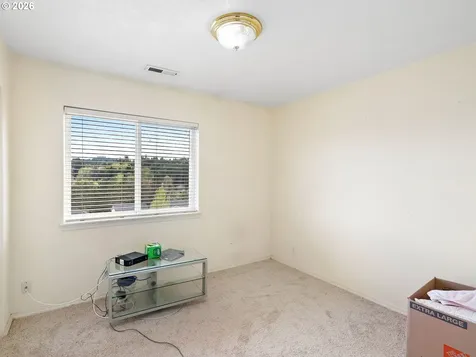 15348 SE Henderson Way Portland OR 97236