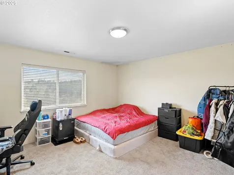15348 SE Henderson Way Portland OR 97236