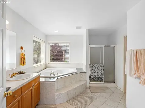 15348 SE Henderson Way Portland OR 97236
