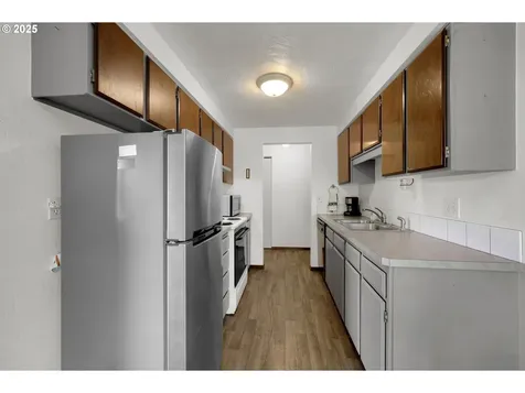 710 Janus Street Springfield OR 97477