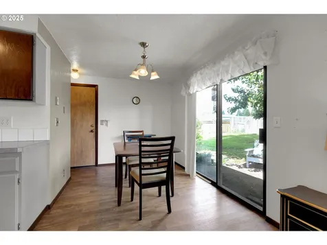 710 Janus Street Springfield OR 97477
