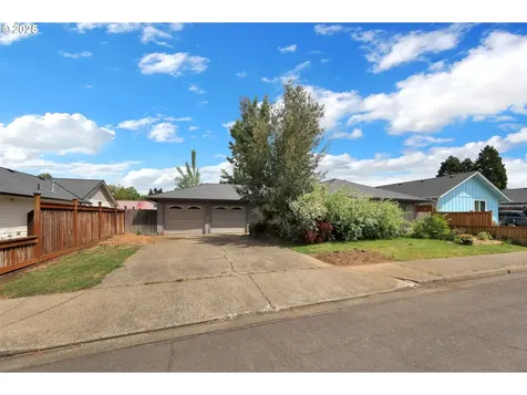 710 Janus Street Springfield OR 97477