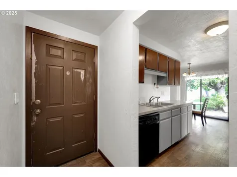 710 Janus Street Springfield OR 97477