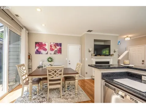 1660 Riley Lane Eugene OR 97402