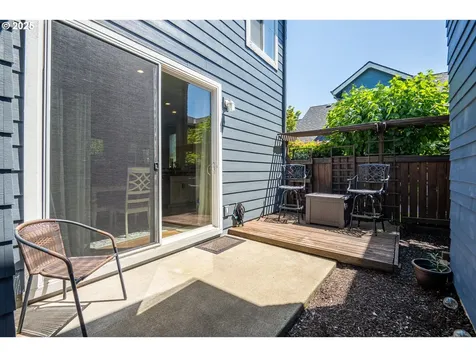 1660 Riley Lane Eugene OR 97402
