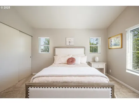 1660 Riley Lane Eugene OR 97402