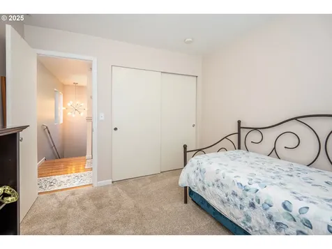 1660 Riley Lane Eugene OR 97402