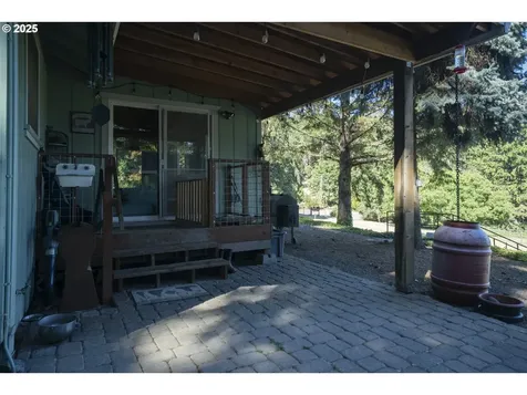 1620 Touchstone Lane Roseburg OR 97471