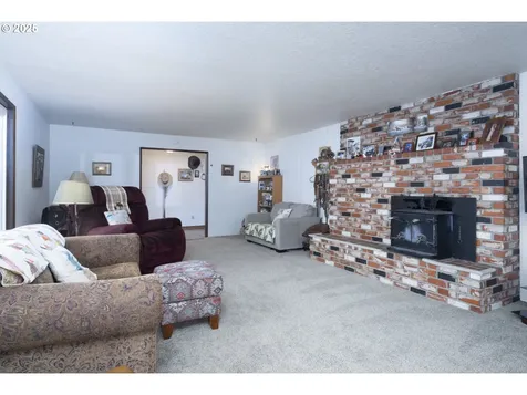 1620 Touchstone Lane Roseburg OR 97471