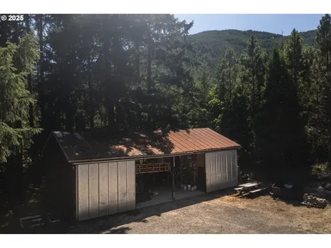 1620 Touchstone Lane Roseburg OR 97471