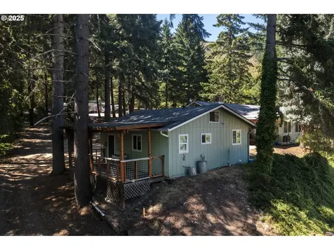 1620 Touchstone Lane Roseburg OR 97471