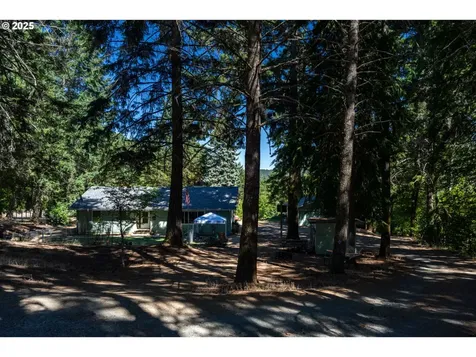 1620 Touchstone Lane Roseburg OR 97471