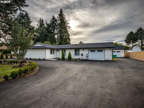 843 SE 147th Avenue Portland OR 97233