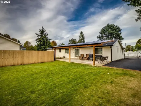 843 SE 147th Avenue Portland OR 97233