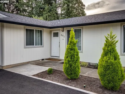 843 SE 147th Avenue Portland OR 97233