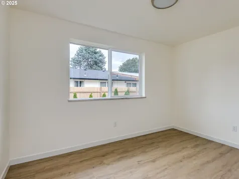 843 SE 147th Avenue Portland OR 97233