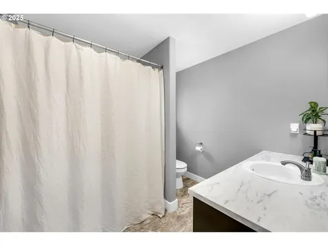 15909 NE 91st Street Vancouver WA 98682