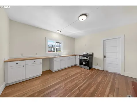 412 Azalea Glen Road Azalea OR 97410