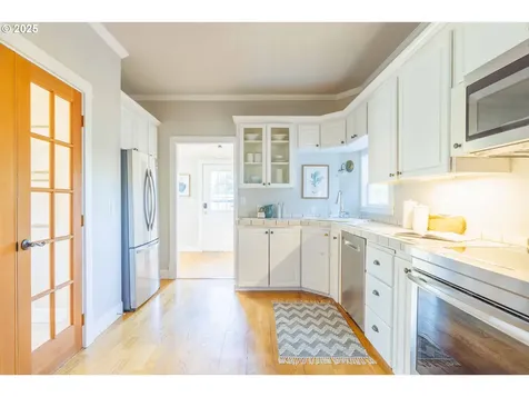 1431 SE Pershing Street Portland OR 97202