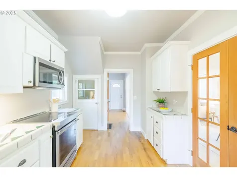 1431 SE Pershing Street Portland OR 97202