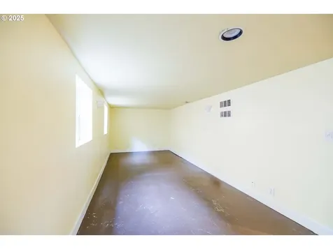 1431 SE Pershing Street Portland OR 97202