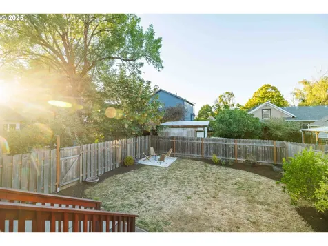 1431 SE Pershing Street Portland OR 97202