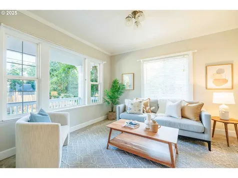 1431 SE Pershing Street Portland OR 97202