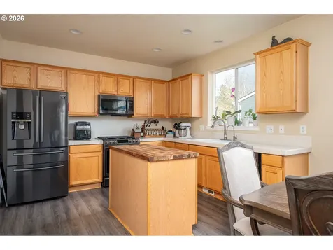 52144 SE 8th Street Scappoose OR 97056