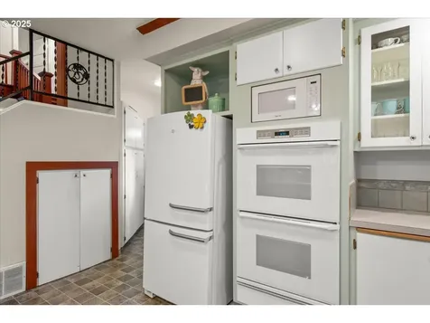 863 N Shepherd Road Washougal WA 98671