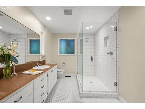 863 N Shepherd Road Washougal WA 98671