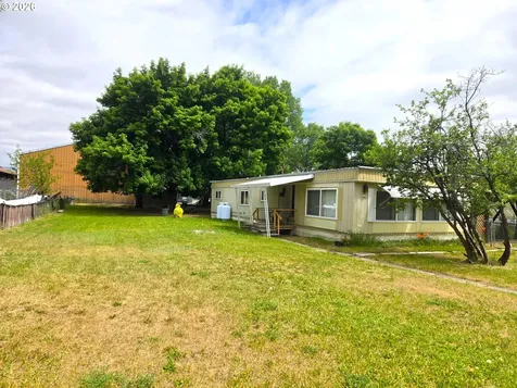 117 N Cozart Street Prairie City OR 97869