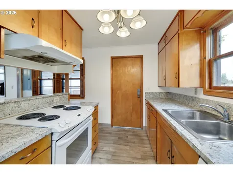 22043 SE Oak Street Gresham OR 97030