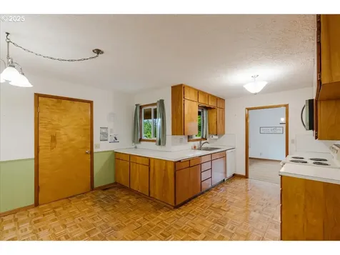 50519 SW Scoggins Valley Road Gaston OR 97119