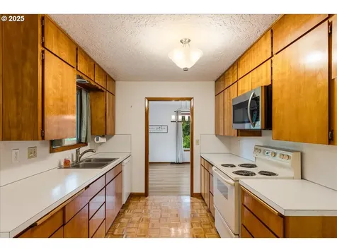 50519 SW Scoggins Valley Road Gaston OR 97119