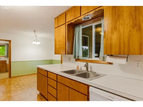 50519 SW Scoggins Valley Road Gaston OR 97119