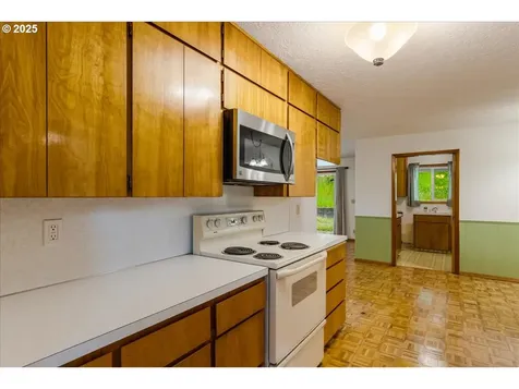 50519 SW Scoggins Valley Road Gaston OR 97119
