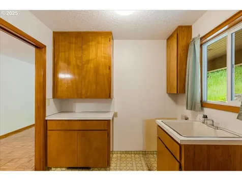 50519 SW Scoggins Valley Road Gaston OR 97119