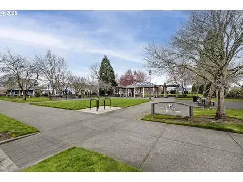 6282 NE Brighton Street Hillsboro OR 97124