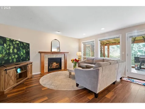 10200 NE 20th Circle Vancouver WA 98664