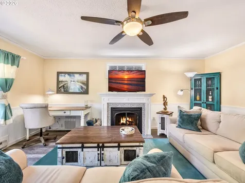 2217 S Columbia Street Seaside OR 97138