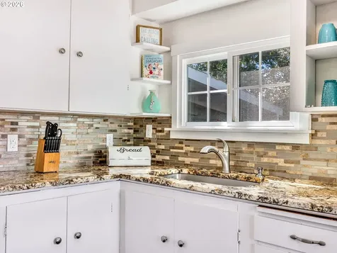 2217 S Columbia Street Seaside OR 97138