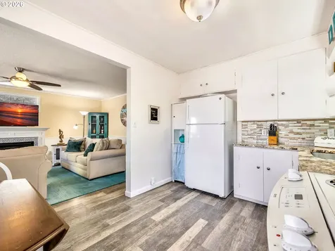 2217 S Columbia Street Seaside OR 97138