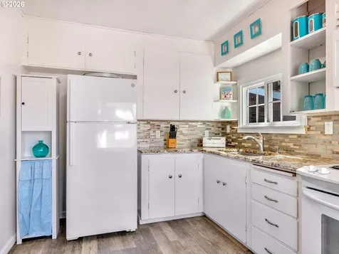2217 S Columbia Street Seaside OR 97138