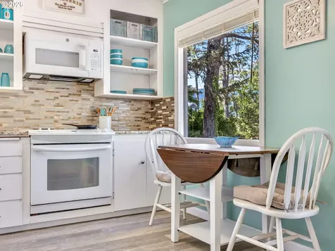 2217 S Columbia Street Seaside OR 97138
