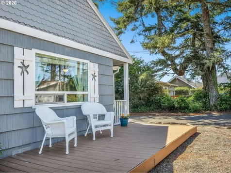 2217 S Columbia Street Seaside OR 97138