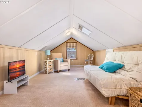 2217 S Columbia Street Seaside OR 97138