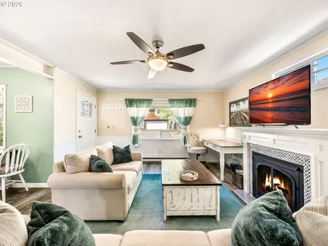 2217 S Columbia Street Seaside OR 97138