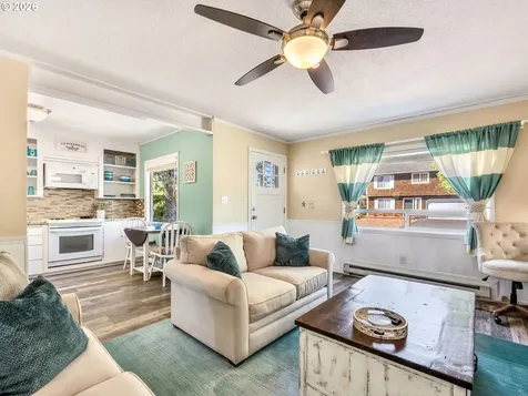 2217 S Columbia Street Seaside OR 97138